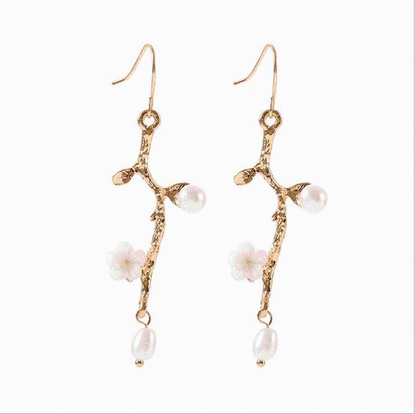 dangle & chandelier ancient style delicate gentle ladies natural shell pearl flower vine long earrings without pierced ear, Silver
dangle & chandelier ancient style delicate gentle ladies natural shell pearl flower vine long earrings without pierced ear, Silver