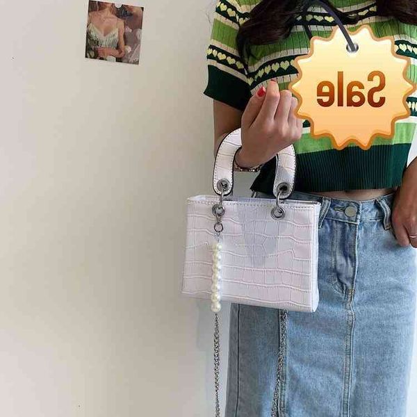 summer 2021 new crocodile pattern diana chain small square stone single shoulder bag messenger hand
summer 2021 new crocodile pattern diana chain small square stone single shoulder bag messenger hand