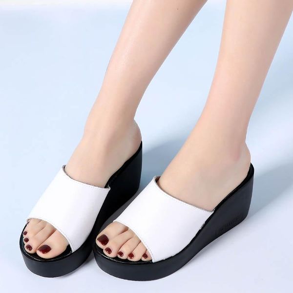 slippers traking anime with rubber sole summer women red sandals designer luxury 2021 women's shoe tide tennis, Black
slippers traking anime with rubber sole summer women red sandals designer luxury 2021 women's shoe tide tennis, Black