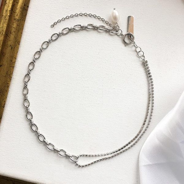 chokers necklace logo design gold and silver two-color rhinestone metal patchwork pearl clavicle chain, Golden;silver
chokers necklace logo design gold and silver two-color rhinestone metal patchwork pearl clavicle chain, Golden;silver
