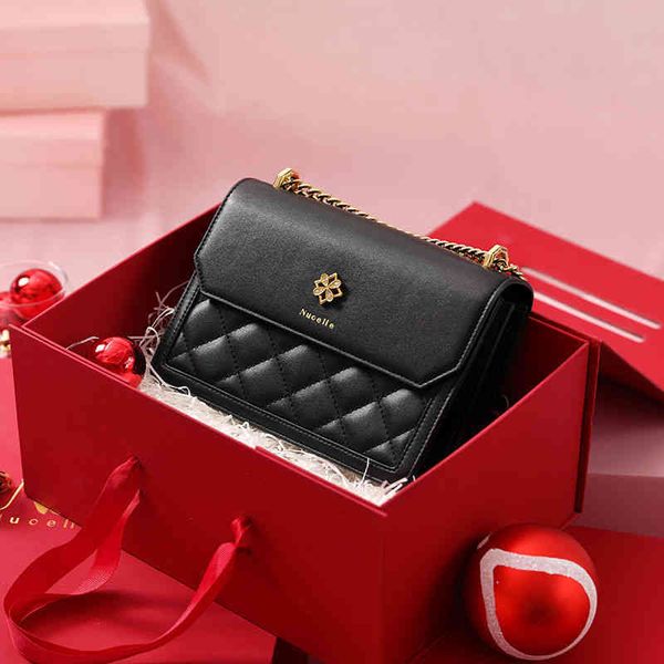 new york zhilan autumn and winter single shoulder messenger bag high appearance value small square bag high-grade foreign style commuter
new york zhilan autumn and winter single shoulder messenger bag high appearance value small square bag high-grade foreign style commuter