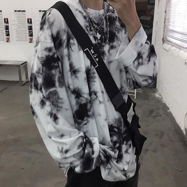 men's t-shirts spring autumn gradual tie dye long sleeve round neck t-shirt loose girls women's hip hop streetwear oversized top, White;black
men's t-shirts spring autumn gradual tie dye long sleeve round neck t-shirt loose girls women's hip hop streetwear oversized top, White;black