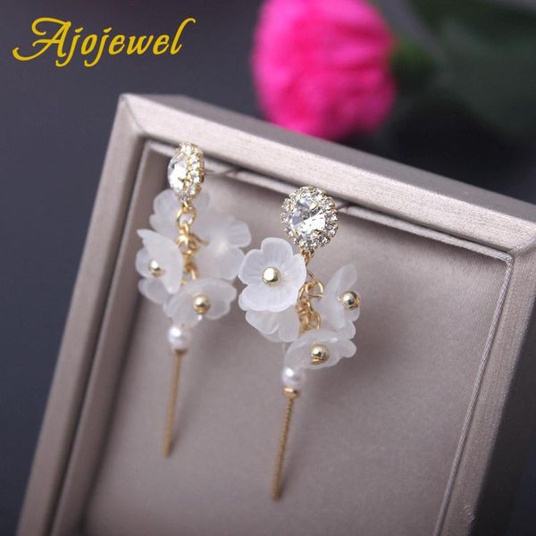 dangle & chandelier beautiful acrylic flower rhinestone drop earrings women simulated pearl jewelry fashion accessories, Silver
dangle & chandelier beautiful acrylic flower rhinestone drop earrings women simulated pearl jewelry fashion accessories, Silver