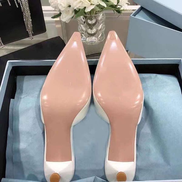 70% off wholesale flip-flops women's shoes sandals luxury designer genuine leather ladies high heels fashion summer selling slippers, Black
70% off wholesale flip-flops women's shoes sandals luxury designer genuine leather ladies high heels fashion summer selling slippers, Black