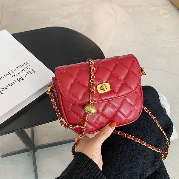 messenger bagssmall 2021 messenger fresh girl square chain pure color pu one shoulder women's bag
messenger bagssmall 2021 messenger fresh girl square chain pure color pu one shoulder women's bag