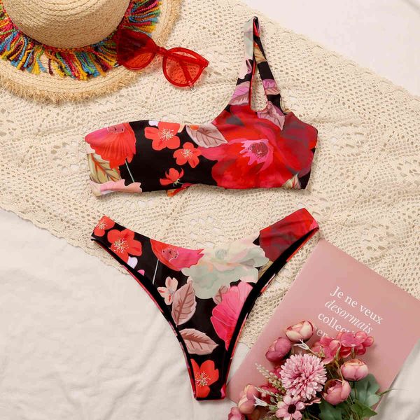 avant-garde swimsuit for women 2021 printed split women's bandage beach resort bikini, White;black
avant-garde swimsuit for women 2021 printed split women's bandage beach resort bikini, White;black