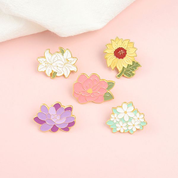creative flower brooches hard enamel pins zinc alloy plant badges sunflower lily backpack buckle collar decor collection jewelry gift bag je
creative flower brooches hard enamel pins zinc alloy plant badges sunflower lily backpack buckle collar decor collection jewelry gift bag je
