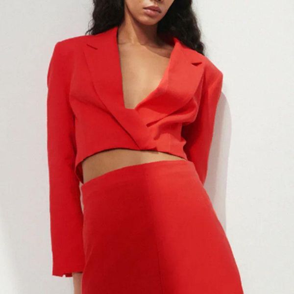 women's suits & blazers 2021 summer long-sleeved blazer coat fashion turn down collar red color outwear short, White;black
women's suits & blazers 2021 summer long-sleeved blazer coat fashion turn down collar red color outwear short, White;black