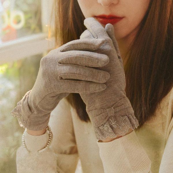 five fingers gloves autumn winter women warm touch screen thin fleece not bloated cute lovely elegant lace soft bow drive cycling mittens, Blue;gray
five fingers gloves autumn winter women warm touch screen thin fleece not bloated cute lovely elegant lace soft bow drive cycling mittens, Blue;gray