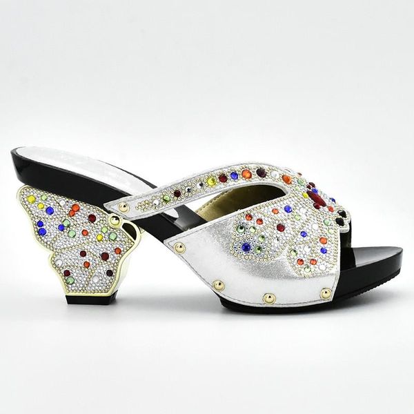 dress shoes sliver color party wedding decorated with rhinestone elegant slip on women lady pumps high quality, Black
dress shoes sliver color party wedding decorated with rhinestone elegant slip on women lady pumps high quality, Black