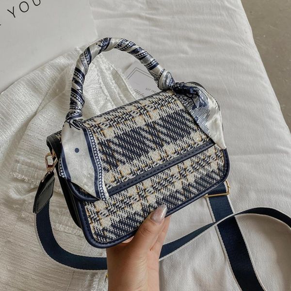 evening bags ribbon tote bag 2021 summer high-quality woolen cloth women's designer handbag lattice shoulder messenger
evening bags ribbon tote bag 2021 summer high-quality woolen cloth women's designer handbag lattice shoulder messenger