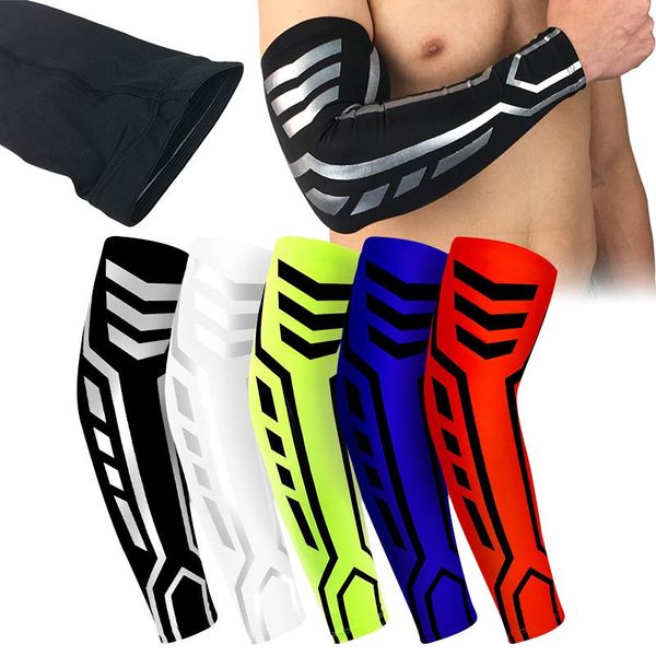 1pcs breathable arm sleeves bicycle running cover elbow pad fitness armguards cycling cuff & knee pads, Black;gray
1pcs breathable arm sleeves bicycle running cover elbow pad fitness armguards cycling cuff & knee pads, Black;gray