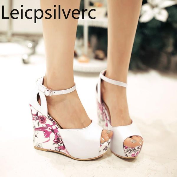 women's sandals summer the fashion fish mouth open toe buckle flower wedge high heel shoes 34-40, Black
women's sandals summer the fashion fish mouth open toe buckle flower wedge high heel shoes 34-40, Black