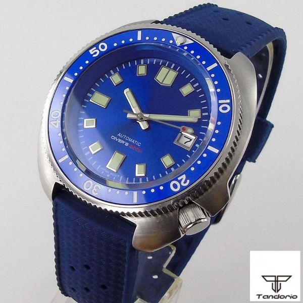 wristwatches tandorio super lume 44mm diving men's watch nh35a blue dial sapphire crystal 200m waterproof rubber strap date rotating be, Slivery;brown
wristwatches tandorio super lume 44mm diving men's watch nh35a blue dial sapphire crystal 200m waterproof rubber strap date rotating be, Slivery;brown