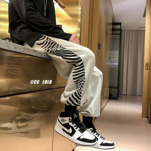 women's pants & capris zebra pattern hougong pants, casual sports loose, korean style, street punk, harajuku, spring and summer, 2021, Black;white
women's pants & capris zebra pattern hougong pants, casual sports loose, korean style, street punk, harajuku, spring and summer, 2021, Black;white