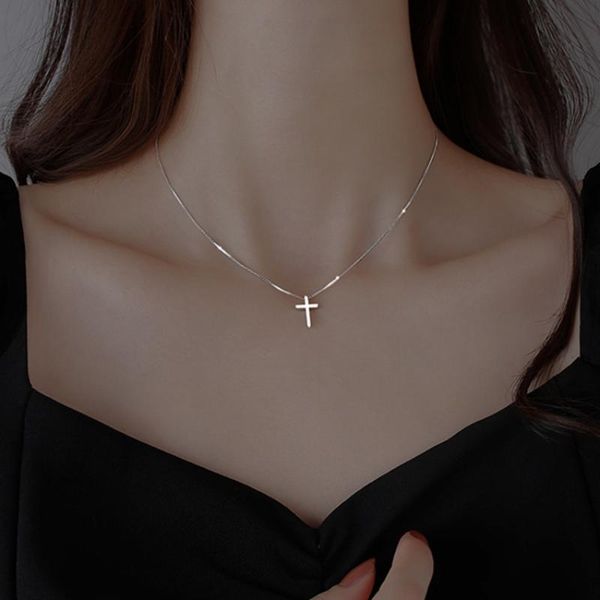 chains fashion jewelry cross pendant necklace simply deign silvery plating selling chain for girl lady gifts, Silver
chains fashion jewelry cross pendant necklace simply deign silvery plating selling chain for girl lady gifts, Silver