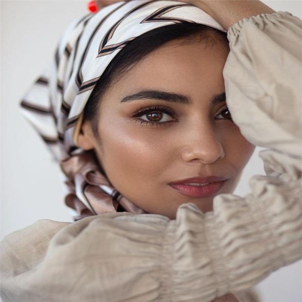 scarves 2021 europe and the united states silk scarf ladies turban 90*90cm simulation square large satin, Blue;gray
scarves 2021 europe and the united states silk scarf ladies turban 90*90cm simulation square large satin, Blue;gray