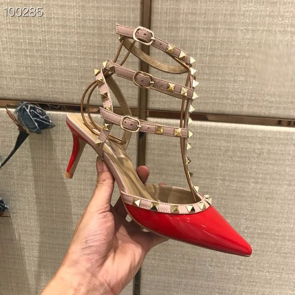 2021 good quality fashion women luxurys designers shoes designer sandals womens luxury high heels sandal dress shoess with box size 35-41 -h, Black
2021 good quality fashion women luxurys designers shoes designer sandals womens luxury high heels sandal dress shoess with box size 35-41 -h, Black
