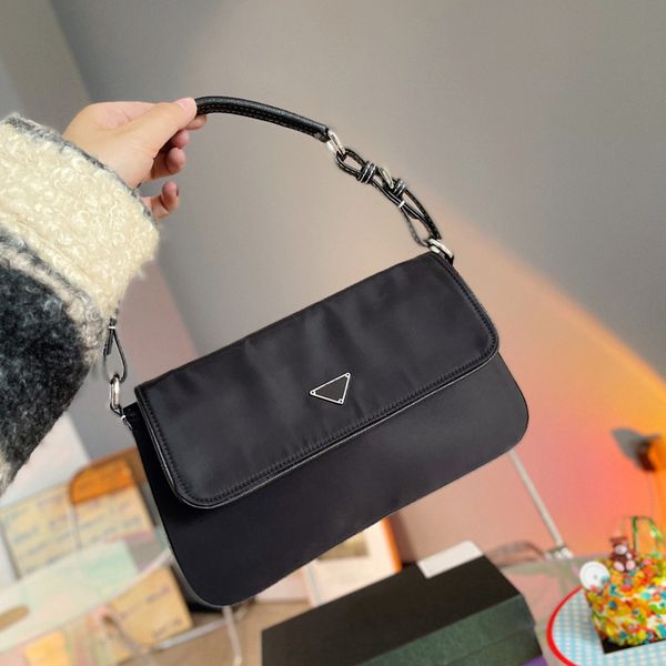 fashion designer bags canvas totes shoulder bag luxury purse cross body the armpit black wallet genuine leather high-quality men and women a
fashion designer bags canvas totes shoulder bag luxury purse cross body the armpit black wallet genuine leather high-quality men and women a