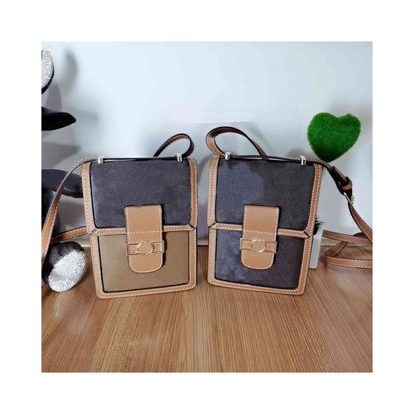 2022 designer mini phone bags fashion luxury purses women crossbody shoulder bag wwith letter sequin cute cross body lady wallets
2022 designer mini phone bags fashion luxury purses women crossbody shoulder bag wwith letter sequin cute cross body lady wallets