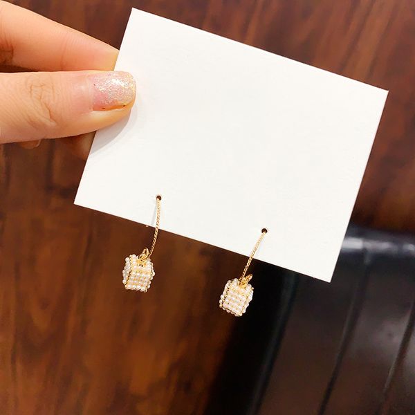 simple cube gentle temperament pearl women's design sense show face thin personalized earrings, Silver
simple cube gentle temperament pearl women's design sense show face thin personalized earrings, Silver