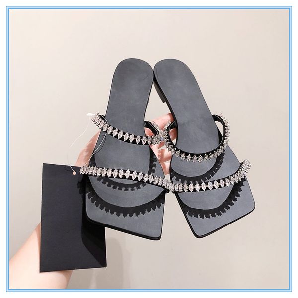 2021 women beach slippers summer fashion women flip flops 100% leather lady slippers metal women shoes flat ladies slippers large size 35-40, Black
2021 women beach slippers summer fashion women flip flops 100% leather lady slippers metal women shoes flat ladies slippers large size 35-40, Black