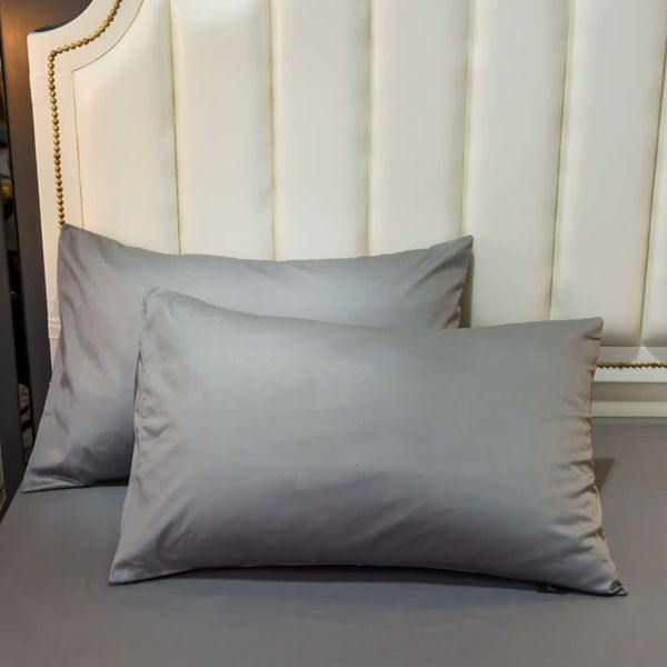 straight 60 thread cotton twill 13372 envelope pillow case solid color simple single
straight 60 thread cotton twill 13372 envelope pillow case solid color simple single