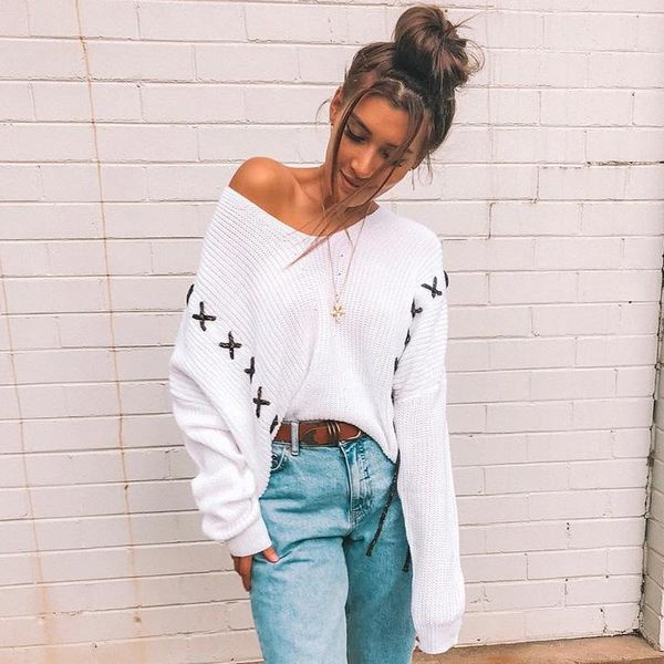 women's sweaters 2021 sweater women pullover knitted fashion contrast lace up v neck loose oversized knit autumn winter jumper, White;black
women's sweaters 2021 sweater women pullover knitted fashion contrast lace up v neck loose oversized knit autumn winter jumper, White;black