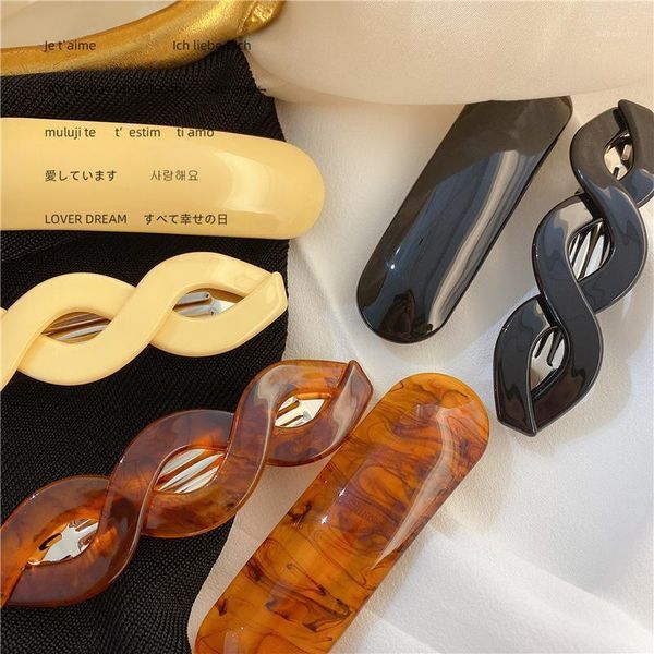 korean version of the autumn and winter hairpin geometric retro temperament solid color spring clip hair accessories1
korean version of the autumn and winter hairpin geometric retro temperament solid color spring clip hair accessories1