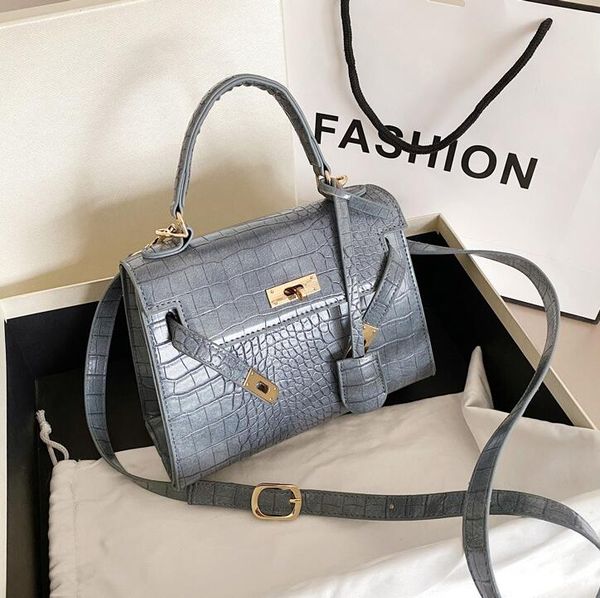 wholesale women handbag fashion green alligator shoulder bag elegant atmosphere solid color leather handbags sweet ladies embossed leathers, Black;red
wholesale women handbag fashion green alligator shoulder bag elegant atmosphere solid color leather handbags sweet ladies embossed leathers, Black;red