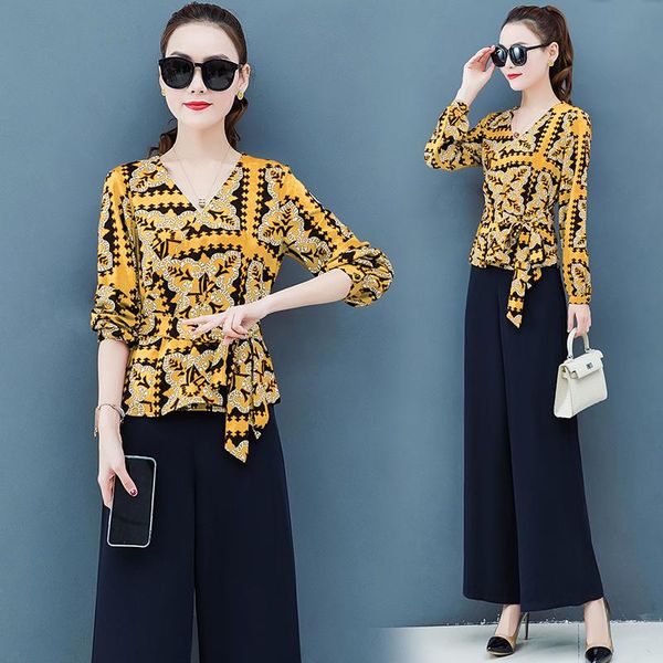 two piece dress fashion printing temperament goddess fan female suit 2021 spring women v-neck shirt and wide leg pants 2 set big size, White
two piece dress fashion printing temperament goddess fan female suit 2021 spring women v-neck shirt and wide leg pants 2 set big size, White