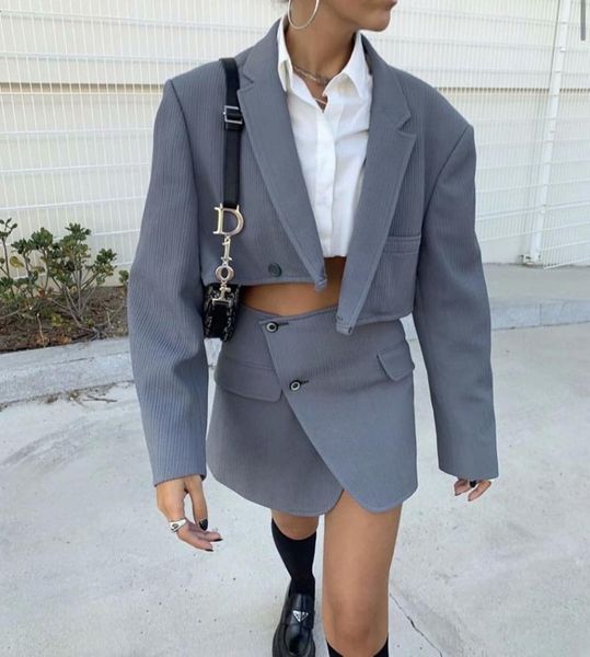 two piece dress 2021 autumn vertical pattern corduroy short suit oblique buckle mini skirt set female blazer 2 pcs matching co ords, White
two piece dress 2021 autumn vertical pattern corduroy short suit oblique buckle mini skirt set female blazer 2 pcs matching co ords, White
