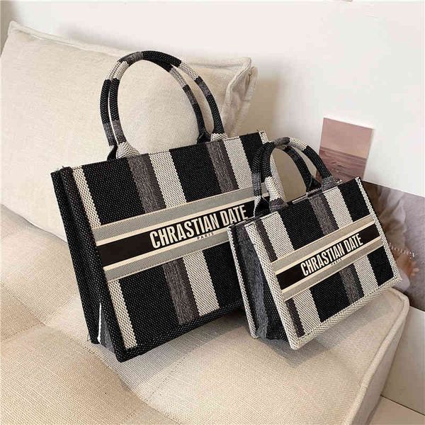 2021 summer new large capacity bag women's fashion korean texture portable ins one shoulder tote bag
2021 summer new large capacity bag women's fashion korean texture portable ins one shoulder tote bag
