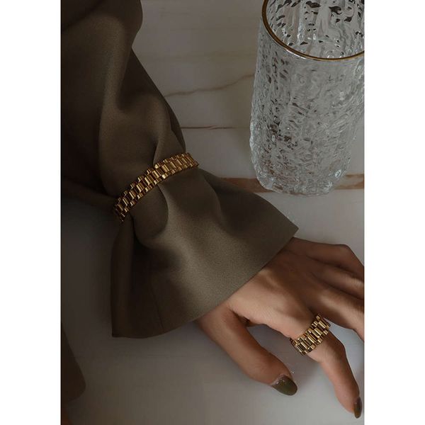 labor plus style combination heavy industry texture bracelet jewelry exaggerated bracelet e222, Golden;silver
labor plus style combination heavy industry texture bracelet jewelry exaggerated bracelet e222, Golden;silver