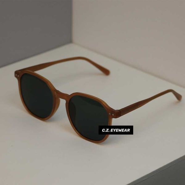 korean square sunglasses star with large face, round face and thin female anti ultraviolet sunglasses can be matched degrees, White;black
korean square sunglasses star with large face, round face and thin female anti ultraviolet sunglasses can be matched degrees, White;black