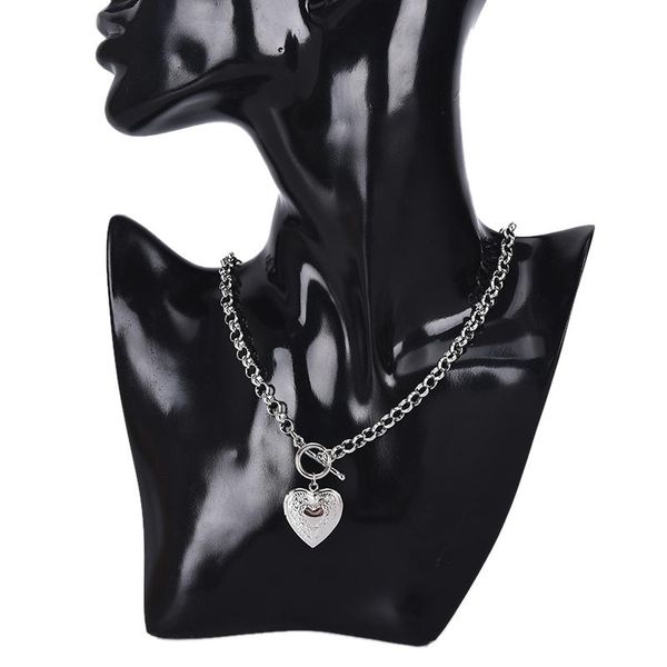 pendant necklaces fashion jewelry big thick chain short locket necklace gift heart shaped picture frame, Silver
pendant necklaces fashion jewelry big thick chain short locket necklace gift heart shaped picture frame, Silver