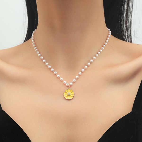 pendant necklaces ins pearl flower necklace korean version chrysanthemum choker clavicle chain for women jewelry collar, Silver
pendant necklaces ins pearl flower necklace korean version chrysanthemum choker clavicle chain for women jewelry collar, Silver