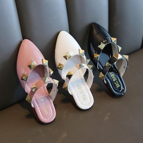 slipper girls pointed flat half slippers spring and summer fashion anti-kick rivet children' outerdoor casual, Black;grey
slipper girls pointed flat half slippers spring and summer fashion anti-kick rivet children' outerdoor casual, Black;grey