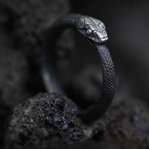 new mukuro original design live mouth ouroboros ring stainless steel dark pioneer male and female couple birthday party gift p0818, Silver
new mukuro original design live mouth ouroboros ring stainless steel dark pioneer male and female couple birthday party gift p0818, Silver