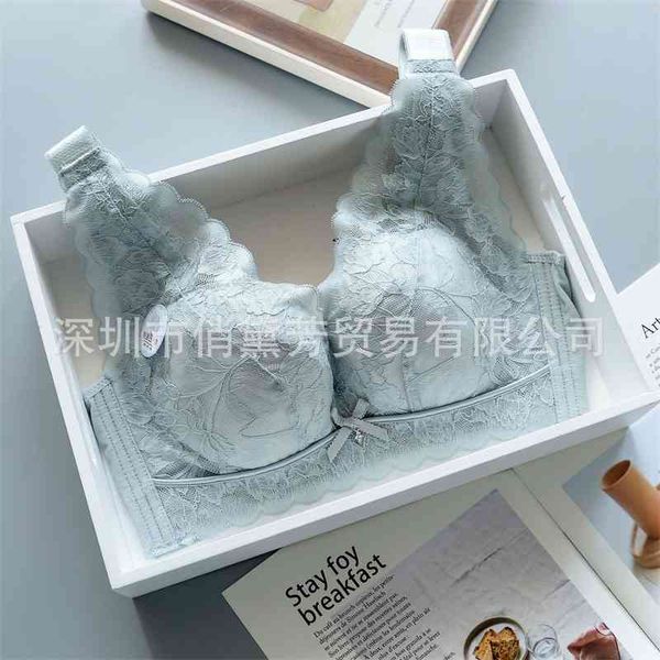 dai xuanna 988 underwear women's chest with small adjustment, large size gathered text bra, thin style, no steel ring in summer, Red;black
dai xuanna 988 underwear women's chest with small adjustment, large size gathered text bra, thin style, no steel ring in summer, Red;black
