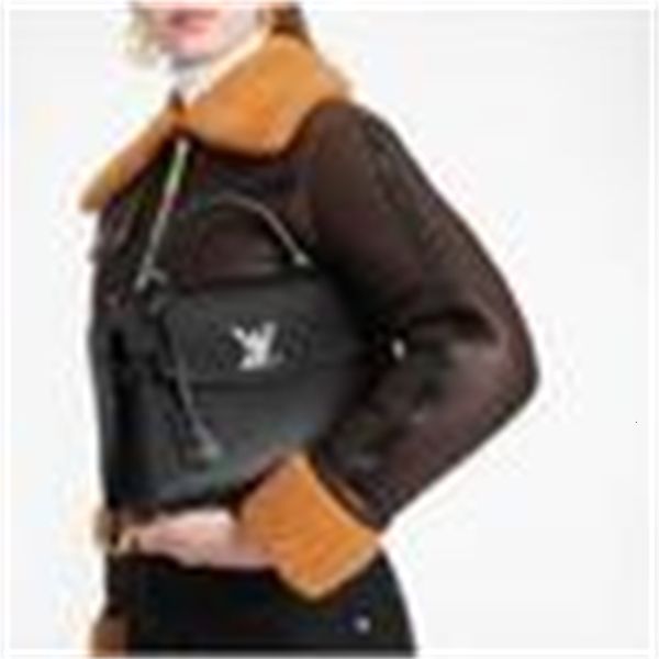 m53937 lockme ever bb handbag 1 women handbags bags handles shoulder bags totes evening cross body bag msic
m53937 lockme ever bb handbag 1 women handbags bags handles shoulder bags totes evening cross body bag msic
