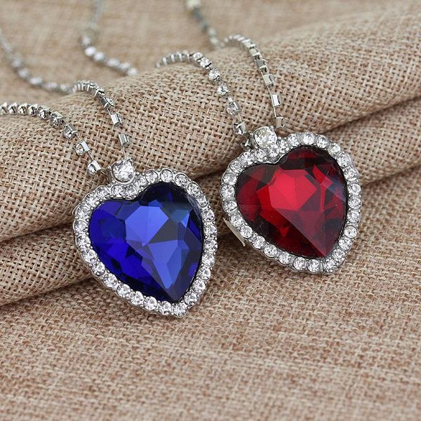 pendant necklaces 2021 fashion necklace for women charm simple heart of the ocean glass jewelry gift accessories, Silver
pendant necklaces 2021 fashion necklace for women charm simple heart of the ocean glass jewelry gift accessories, Silver