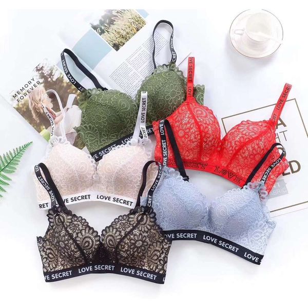 lace letter shoulder strap bra suit small chest gathered seamless women's underwear without steel ring, Red;black
lace letter shoulder strap bra suit small chest gathered seamless women's underwear without steel ring, Red;black