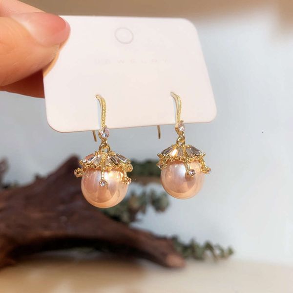 pearl women's new fashion niche in 2021 hepburn french hong kong style temperament earrings women, Black
pearl women's new fashion niche in 2021 hepburn french hong kong style temperament earrings women, Black