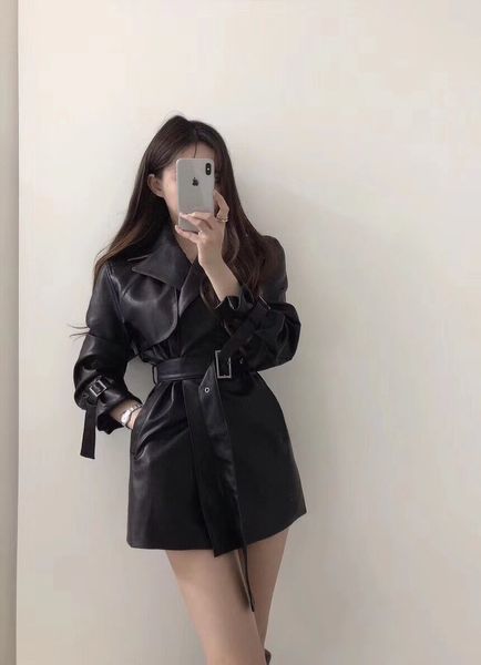 streetwear outerwear coat bandage vintage long women color black and white winter leather jacket fashion, Black;brown
streetwear outerwear coat bandage vintage long women color black and white winter leather jacket fashion, Black;brown
