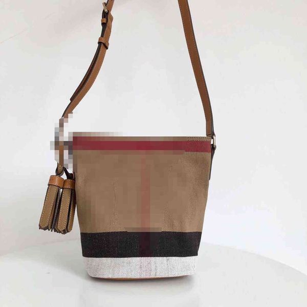 handbag fashion women's bag 2021 middle ancient spike head bucket single shoulder, Black;red
handbag fashion women's bag 2021 middle ancient spike head bucket single shoulder, Black;red