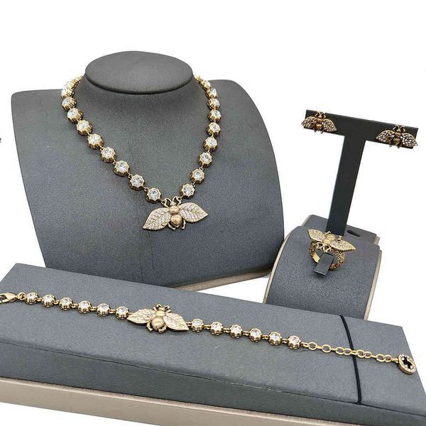 special offer 70% off luxury jewelry gujia necklace fashion bee bracelet with earrings, Black
special offer 70% off luxury jewelry gujia necklace fashion bee bracelet with earrings, Black