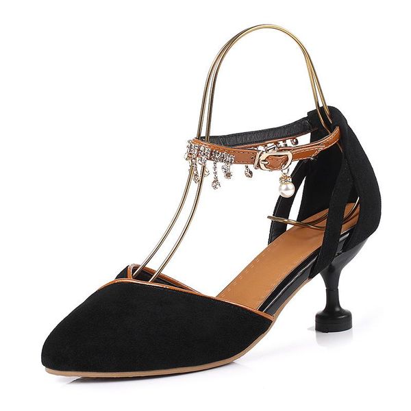 spring and summer small fresh with a cat size code 30-43 buckle hollow sandals female, Black
spring and summer small fresh with a cat size code 30-43 buckle hollow sandals female, Black