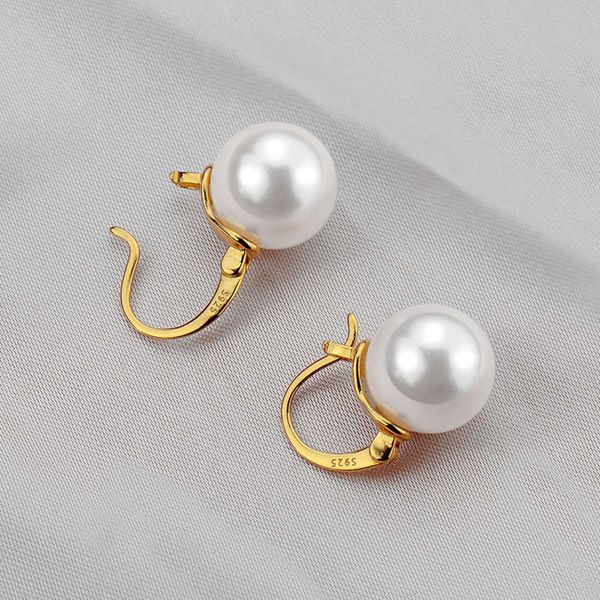 new pearl earrings for women in 2021, Black 
new pearl earrings for women in 2021, Black