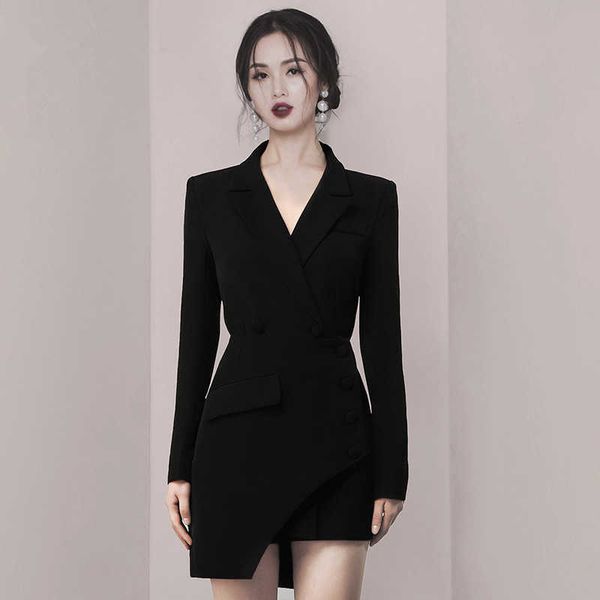 fashion spring black single-breasted 2 piece sets women notched coat + mini asymmetry skirt 210526, White
fashion spring black single-breasted 2 piece sets women notched coat + mini asymmetry skirt 210526, White